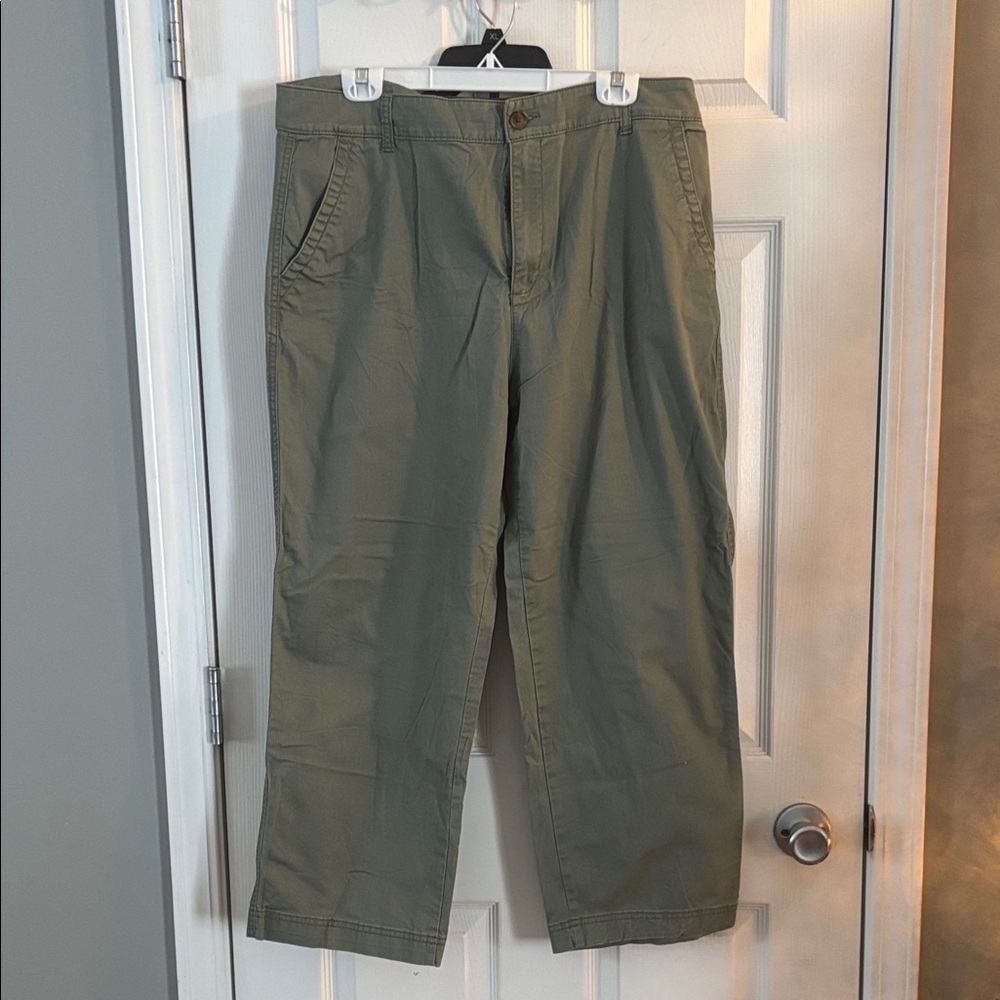 GAP Sage/olive Green Ankle Pants
